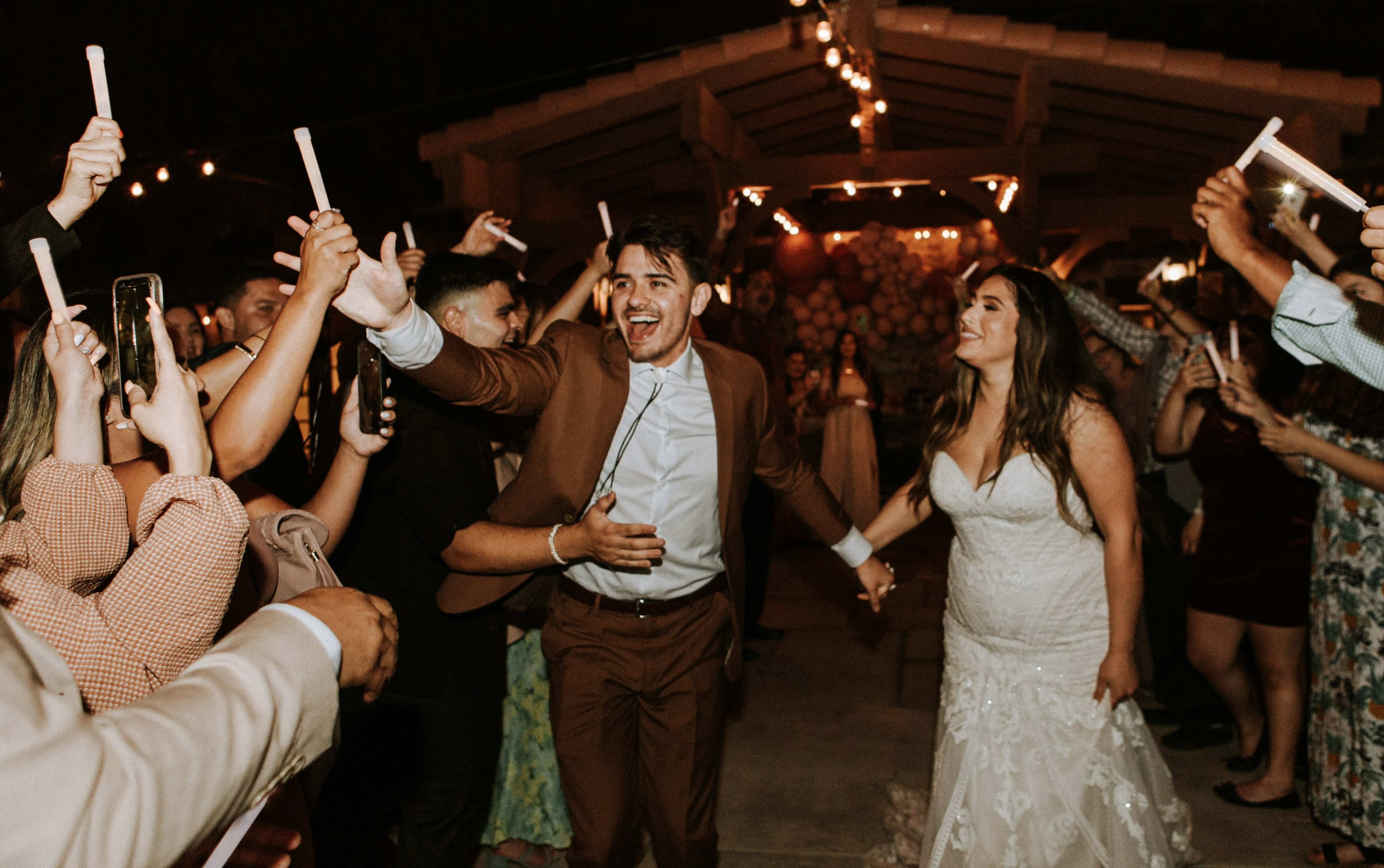 Guests enter your wedding page 🎉